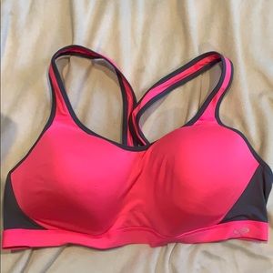 Never worn Champion XXL sports bra